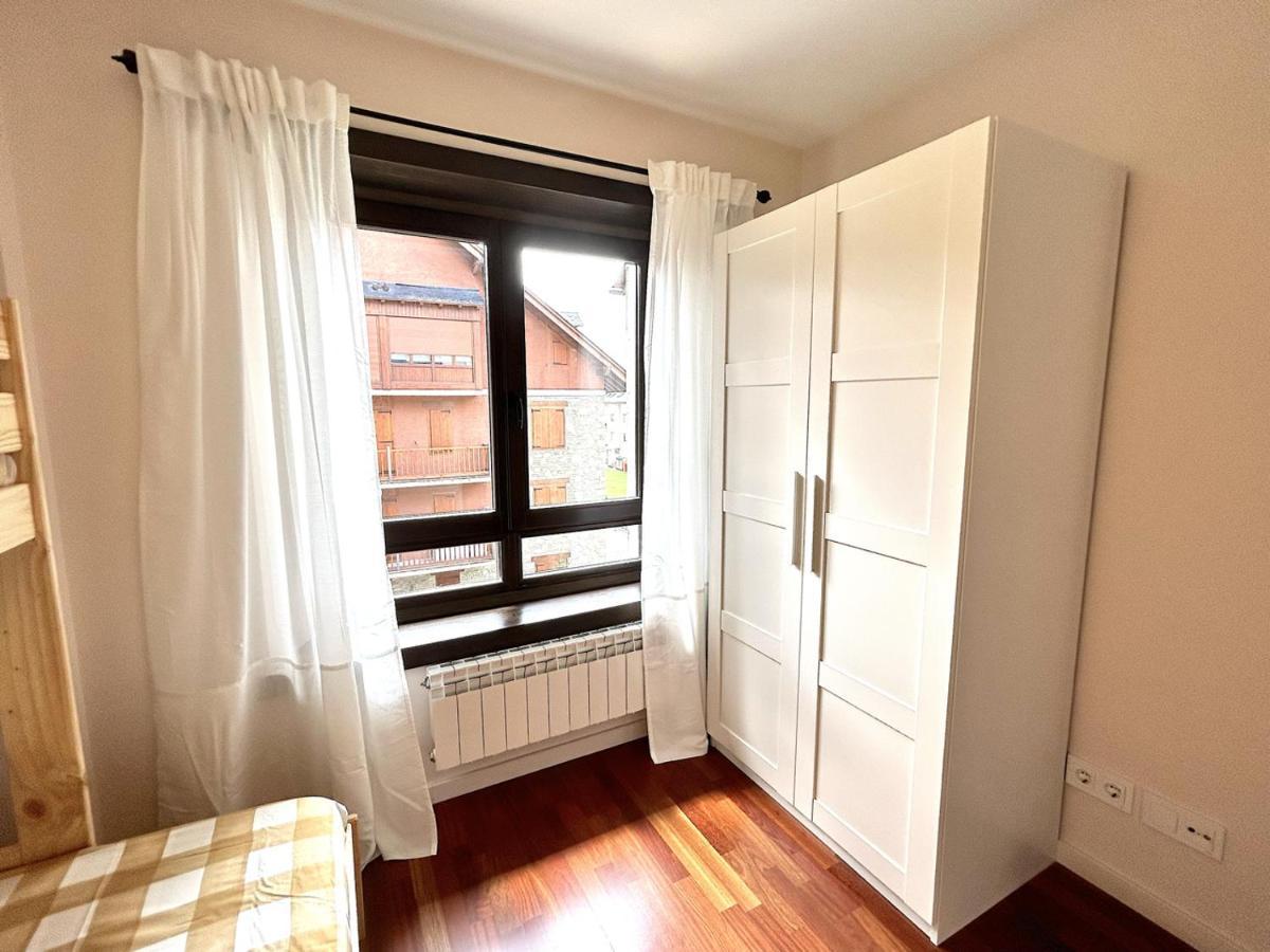 Apartament Encantador I Centric Amb Llar De Foc By Rural D'Aneu Эстерри-д'Анеу Экстерьер фото