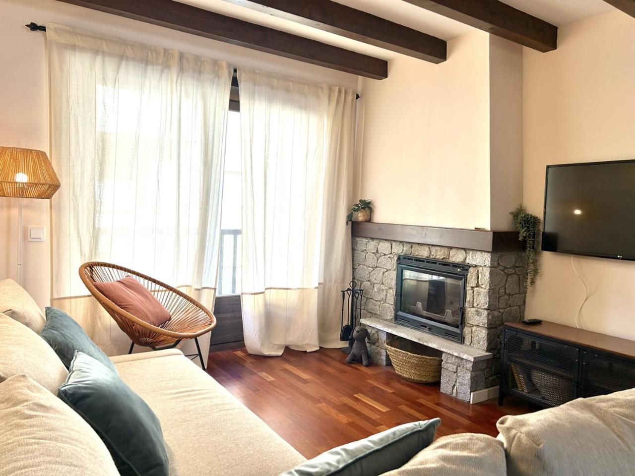Apartament Encantador I Centric Amb Llar De Foc By Rural D'Aneu Эстерри-д'Анеу Экстерьер фото